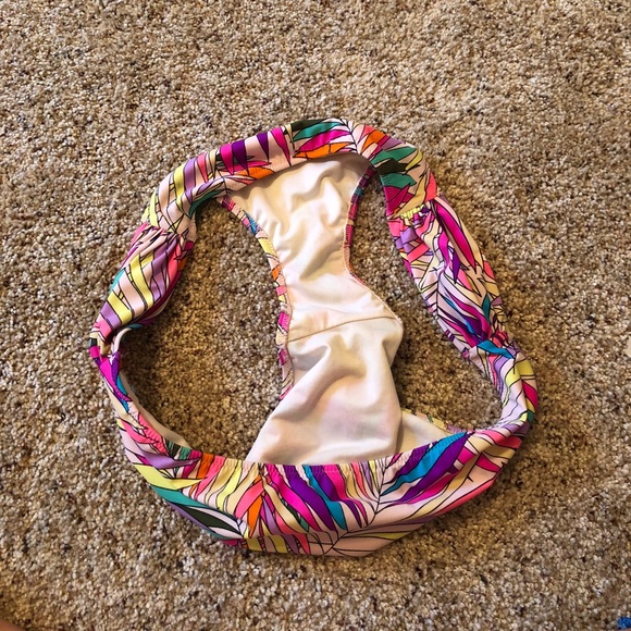 Multi colored bottoms - Picture 3 of 3